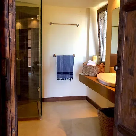 Cave Garden Bed & Breakfast Favignana